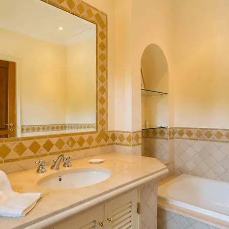 5 Bdr With Pool Quinta do Lago