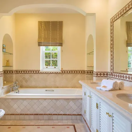 Ferienhaus 5 Bdr With Pool *
